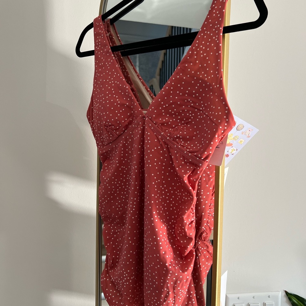 NWT Thyme maternity tankini and full coverage bottoms.